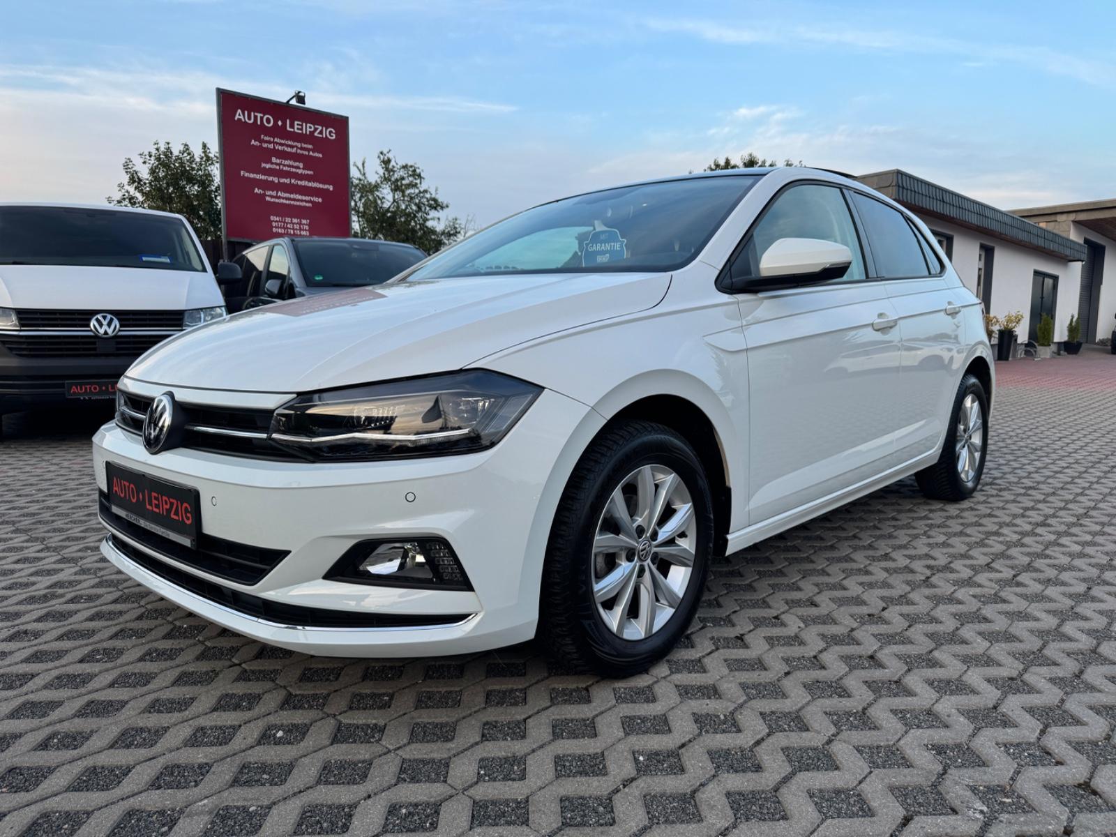 Volkswagen Polo VI Highline/Klima/Sitzhz/Pano/LED/PDC/Tempo