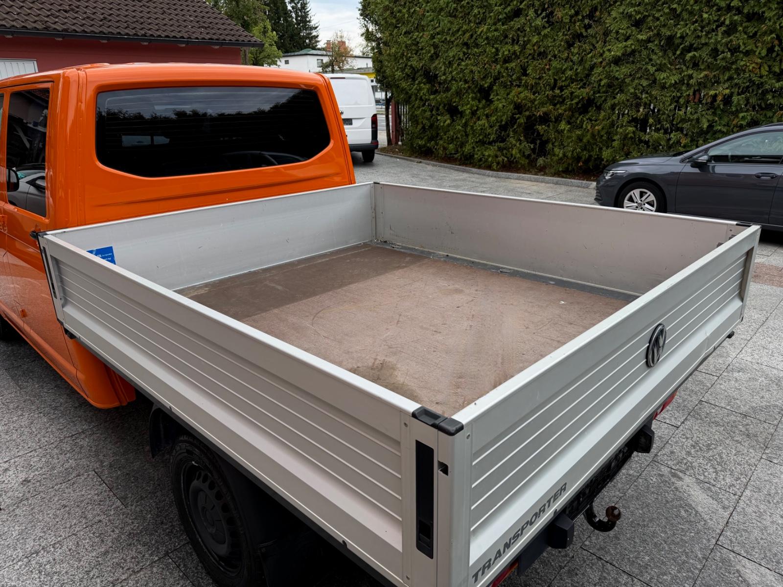 Volkswagen T6.1 Transporter 2.0 TDI DSG Pritsche Lang DoKa