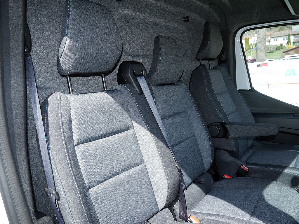 Fahrzeugabbildung Renault Master FWD Kasten L2H2 3.5to dCi 130 PDC AHK LED