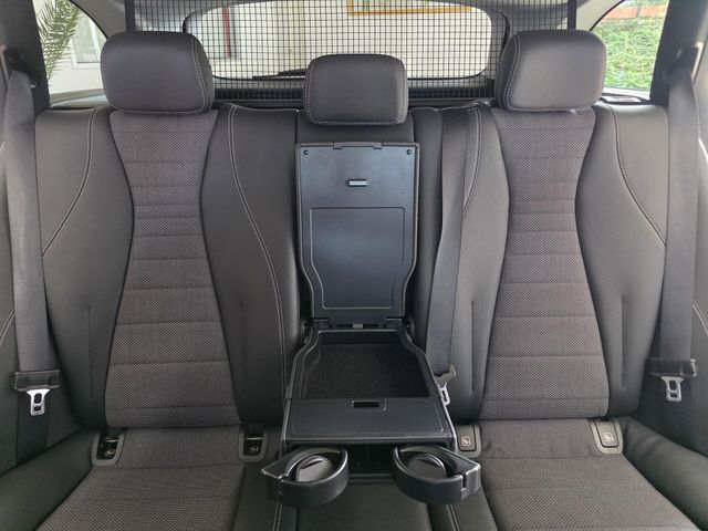 MERCEDES-BENZ E 200 — Foto 26