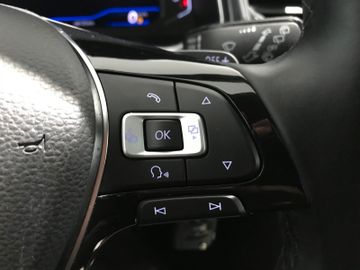 Volkswagen T-Roc Sport 2.0 4M LED ACC LEDER 19" NAV PANO