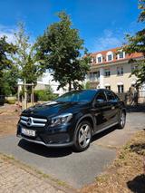 Mercedes-Benz GLA 200 AMG Line Automatik Panorama Alcantara - Mercedes-Benz GLA 200 in Frankfurt (Main)