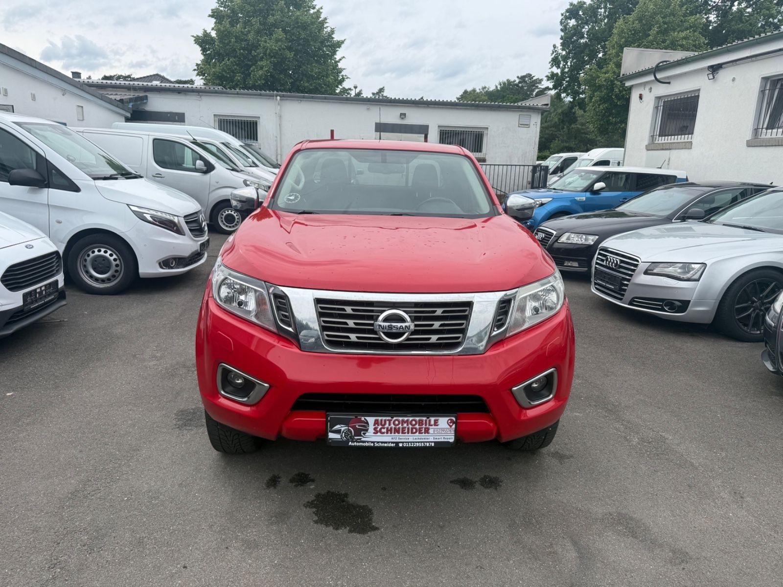NISSAN Navara