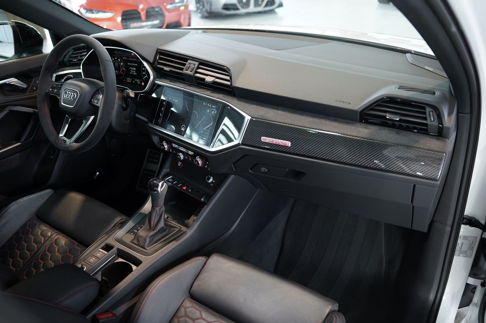 Audi Rsq3