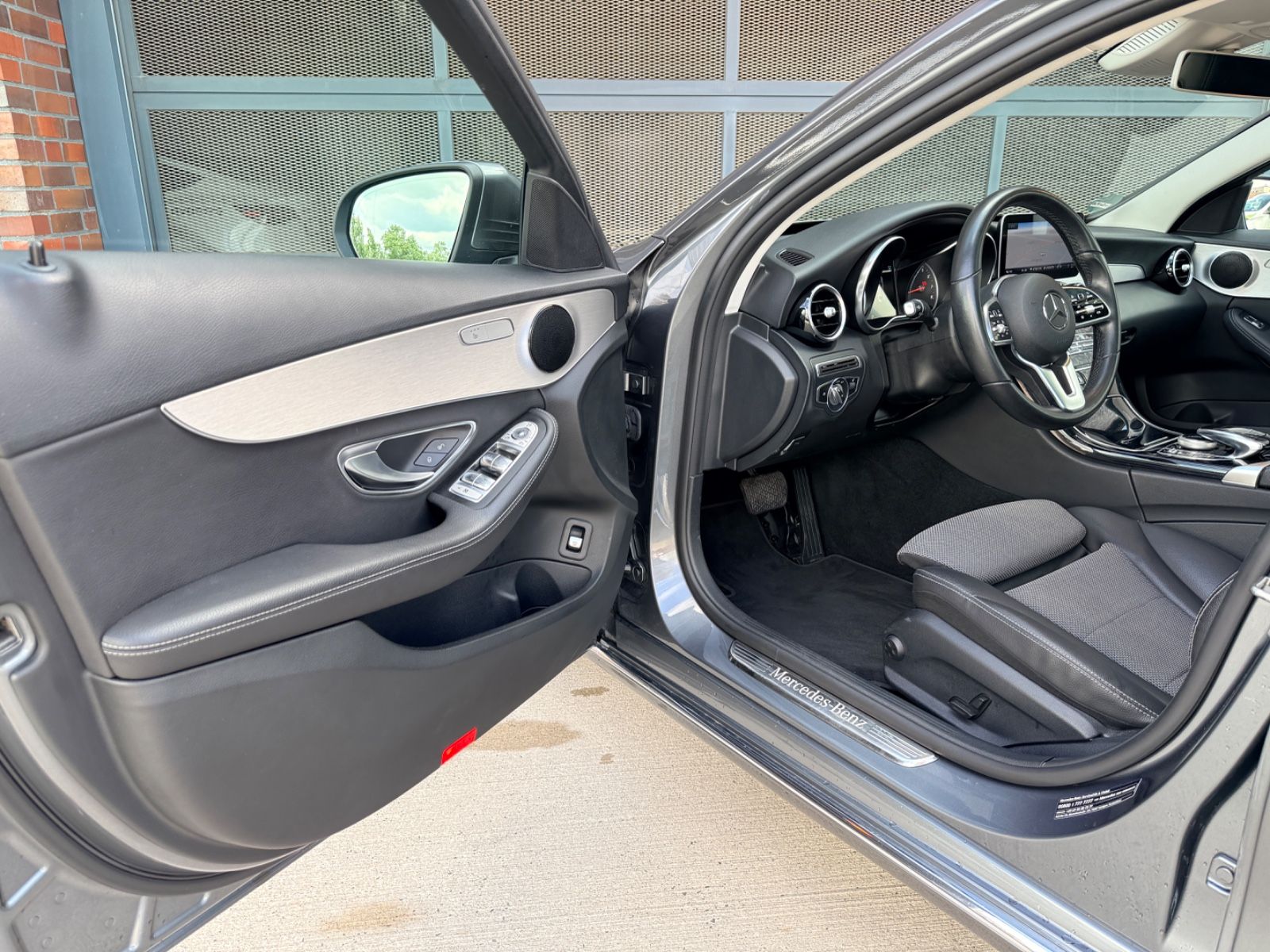 Mercedes-Benz C 180 Limousine 9G Advantage Kamera CarPlay Pano foto 10