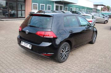Volkswagen Golf - 6