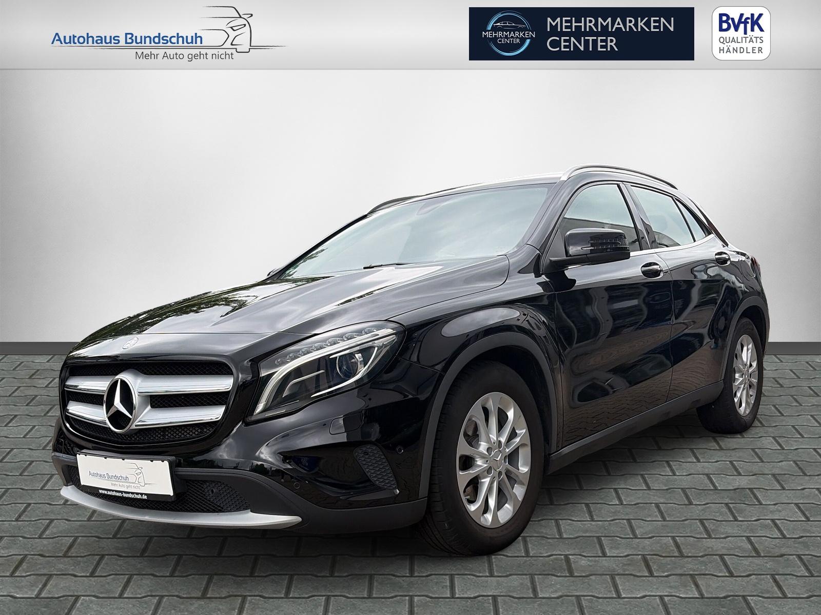 Mercedes-Benz GLA 180 Style *AHK*Bi-Xenon*Navi*Kamera*