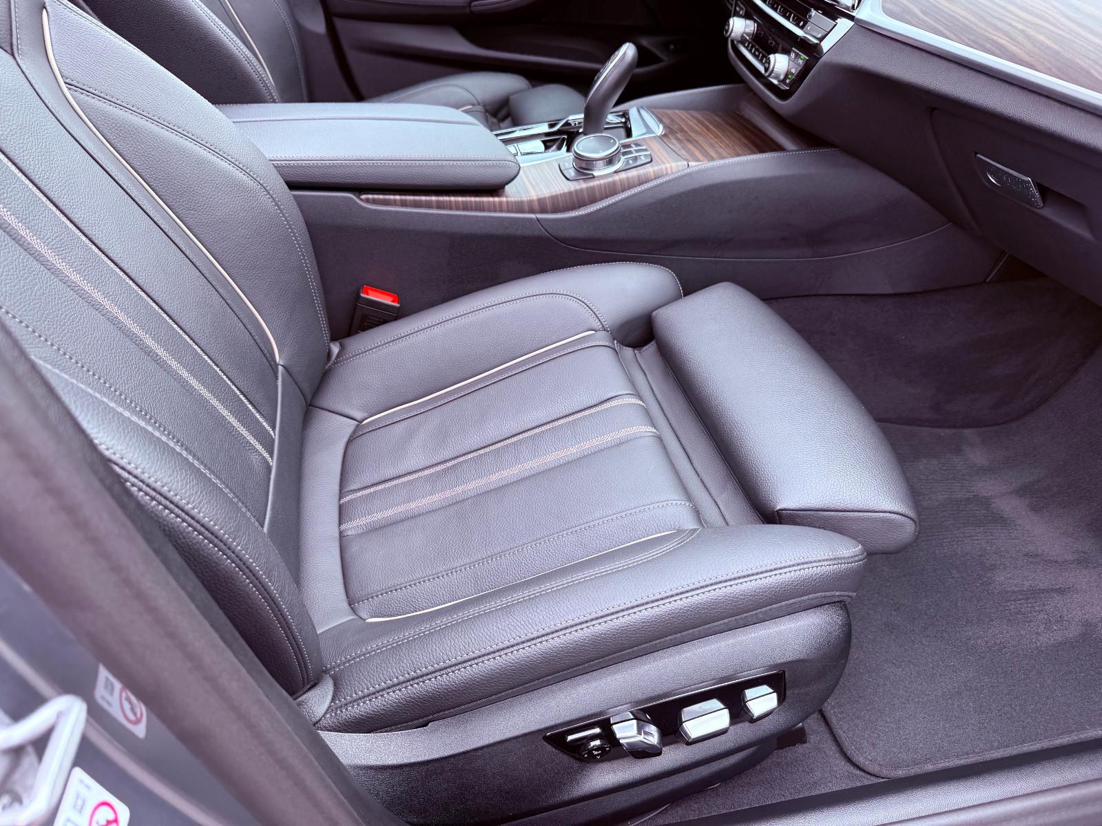 BMW 530 I Touring  Luxury Line LCI,Panoramadach,HUD,