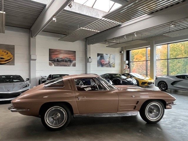 Corvette Corvette C2 Split Window Coupe