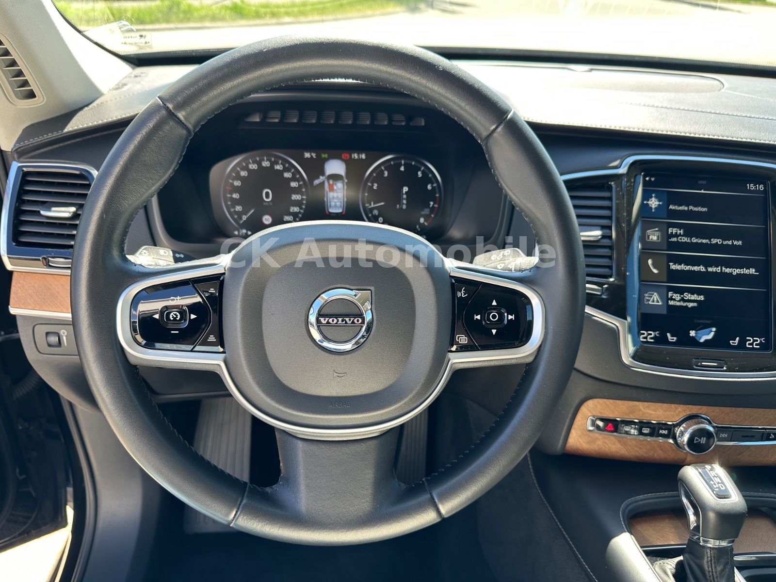 Fahrzeugabbildung Volvo XC90 T5 Inscription AWD/7Sitze/BLIS/LED/360°/AHK