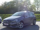 Mercedes-Benz B180 d LED Allwetter Navi AHK Tempomat Sitzheizu - Mercedes-Benz B 180 mit Diesel-Antrieb: Automatik