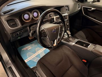 Volvo V60 - 12