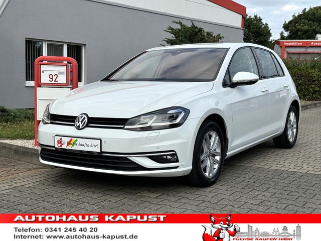 Volkswagen Golf VII 1.5 TSI DSG Comf./LED/Navi/ACC/bhz.LKR