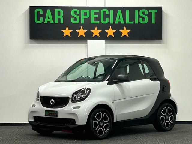 Smart SMART ForTwo 70 1.0 Youngster NEOPATENTATI|AUTOM