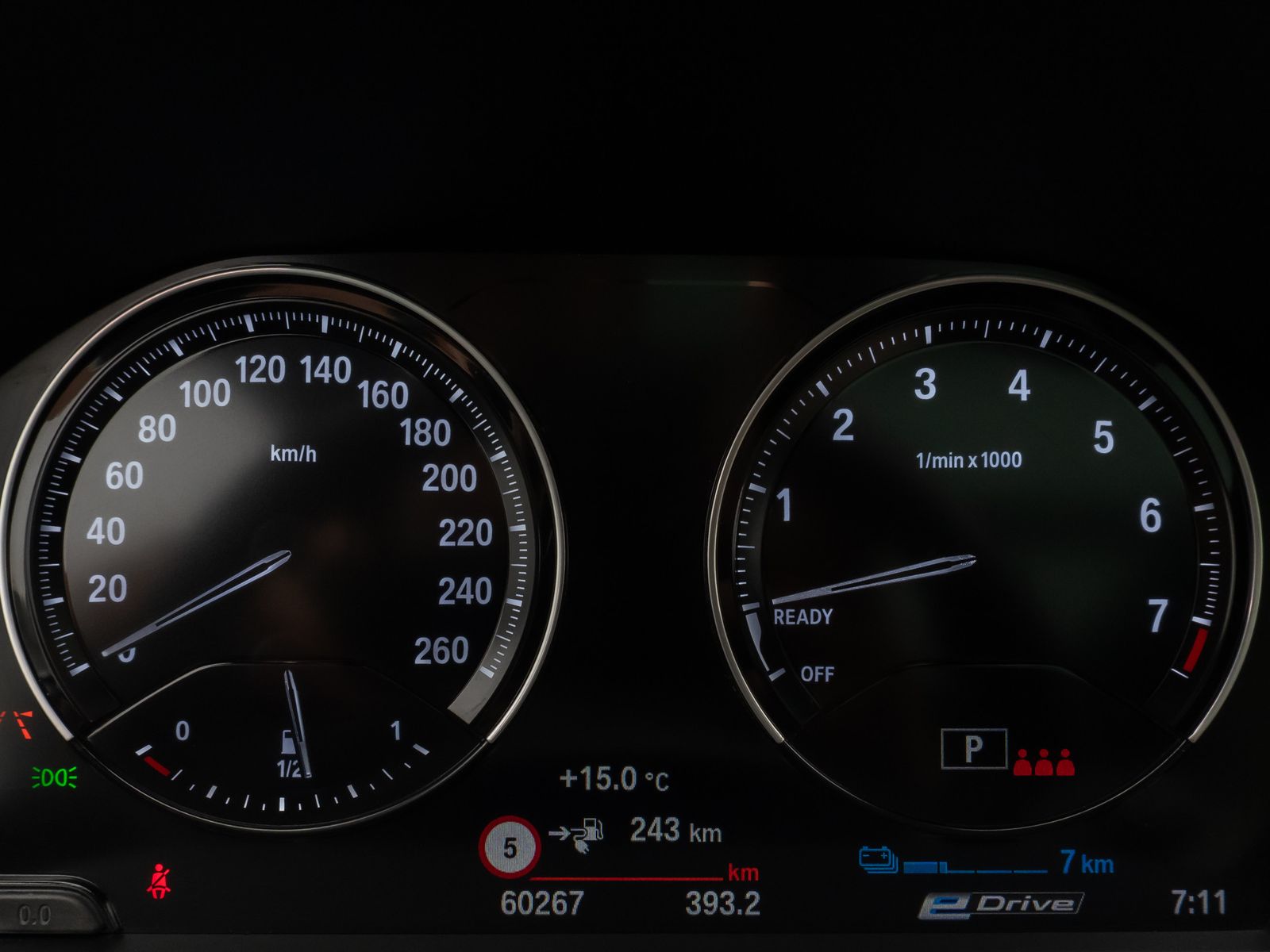 Fahrzeugabbildung BMW X1 xD25e MSport Panorama Kamera HUD DAB HiFi AHK