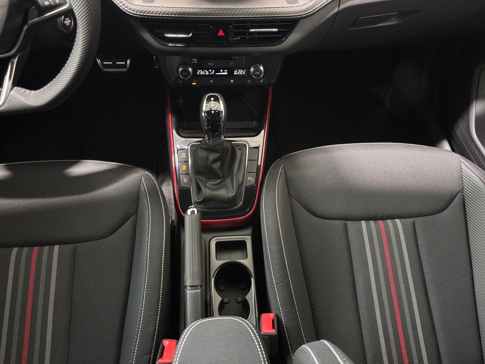 Fahrzeugabbildung SKODA Fabia Monte Carlo 1,0 TSI 85 kW DSG