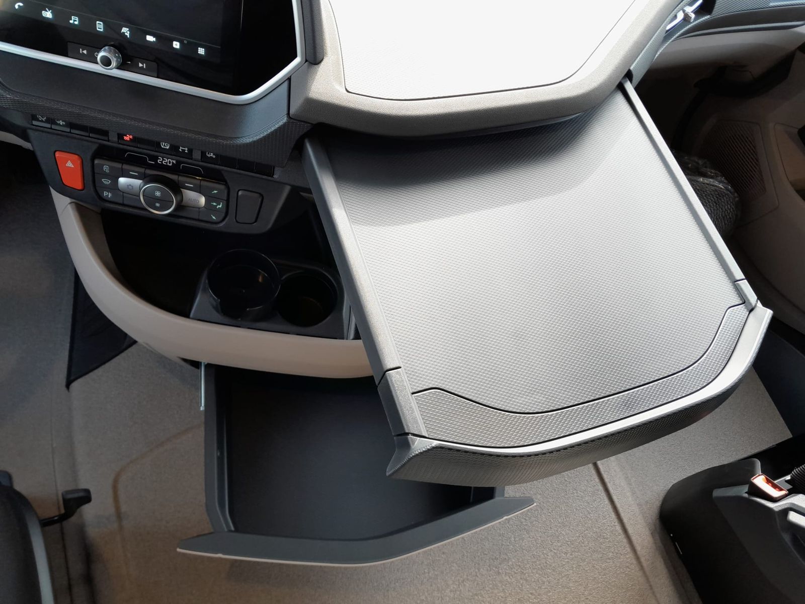 Fahrzeugabbildung DAF FT XG 480 LD 2x vorhanden