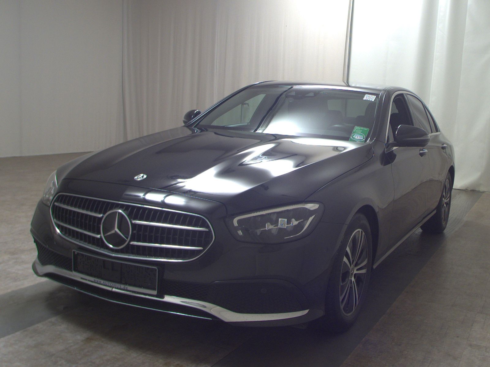 Mercedes-Benz E 220 d Avantgarde T-Leder Navi LED StHzg Distr+ foto 2
