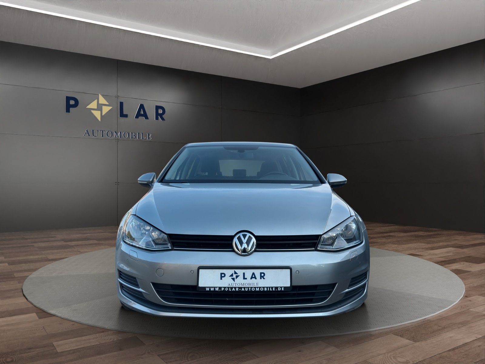 Fahrzeugabbildung Volkswagen Golf VII Lim. Sitzheizung / Bluetooth / Navi