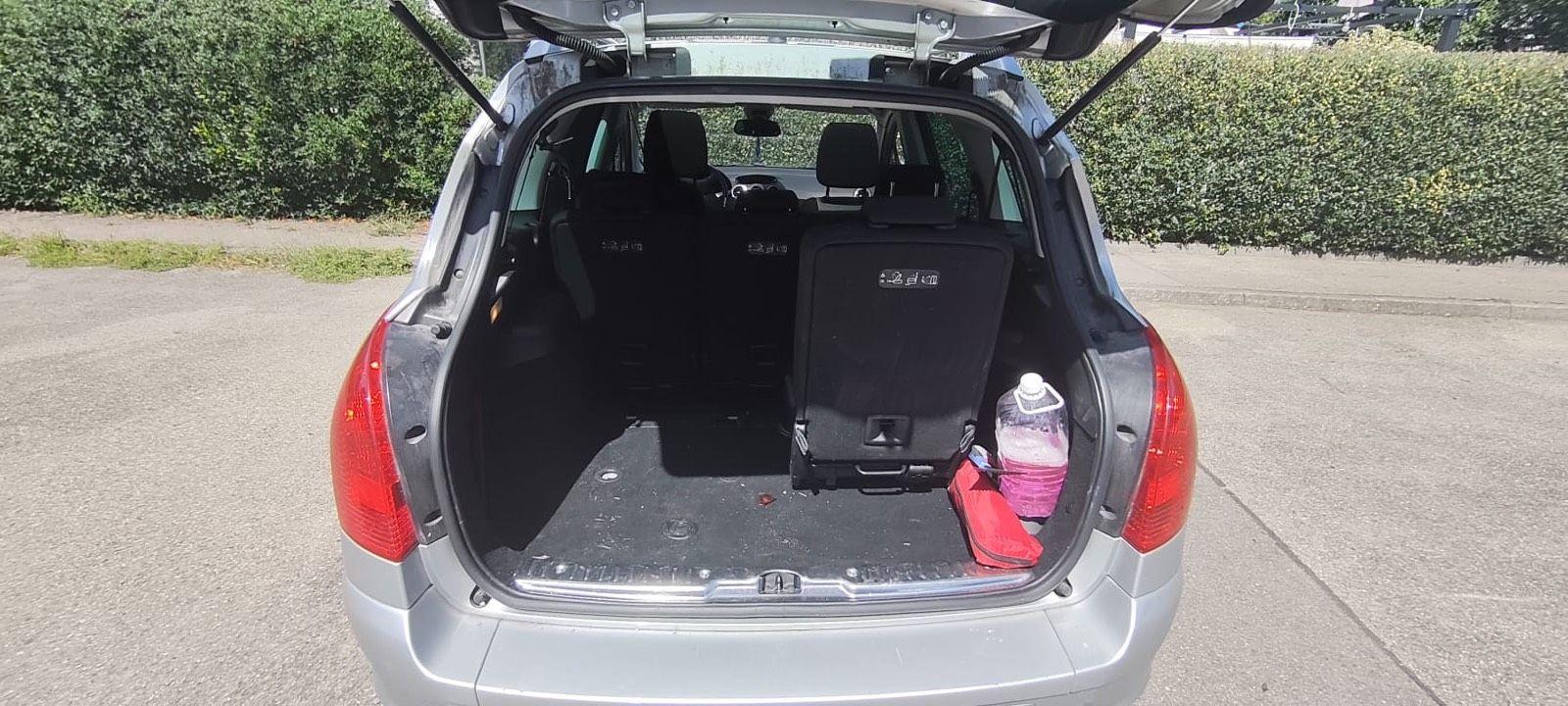 Peugeot 308 2012 — photo 7