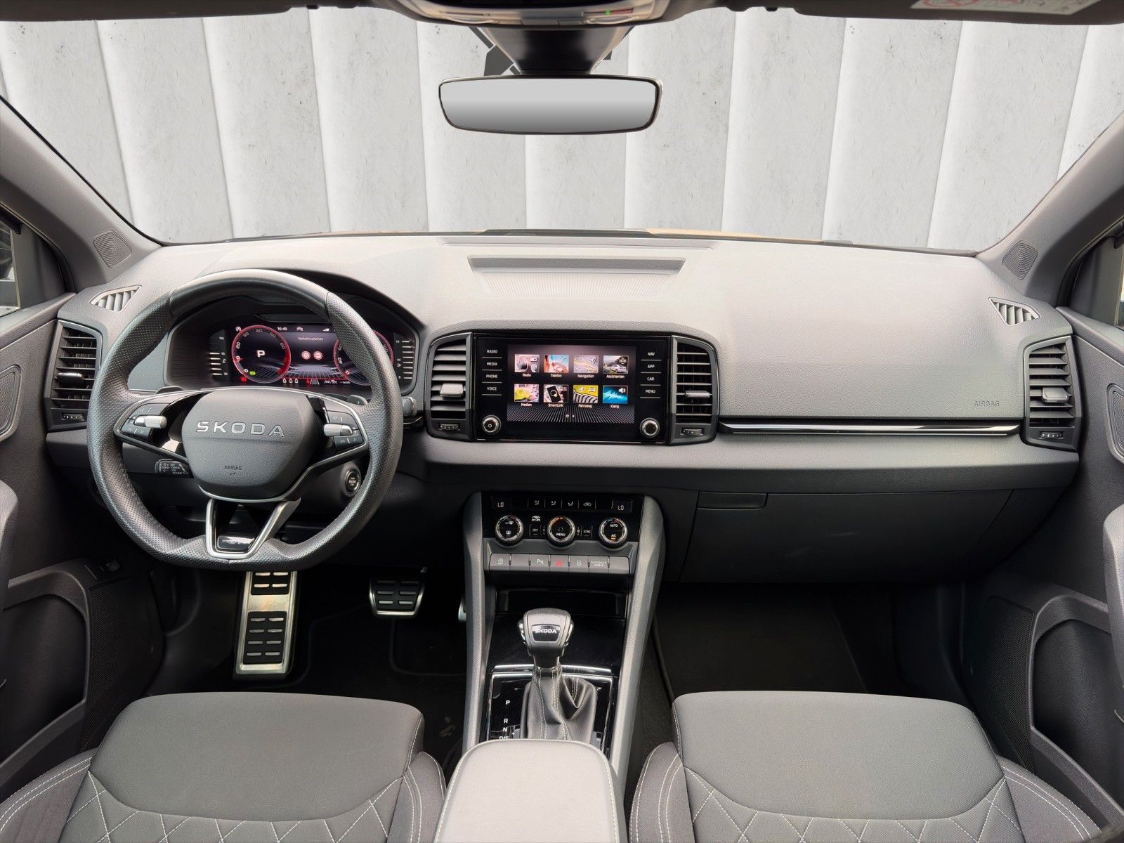 Fahrzeugabbildung SKODA Karoq Sportline*DSG*ViCo*Kamera*PDC*CarPlay**