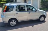 Suzuki Ignis, 66tkm  - silberne Suzuki Ignis