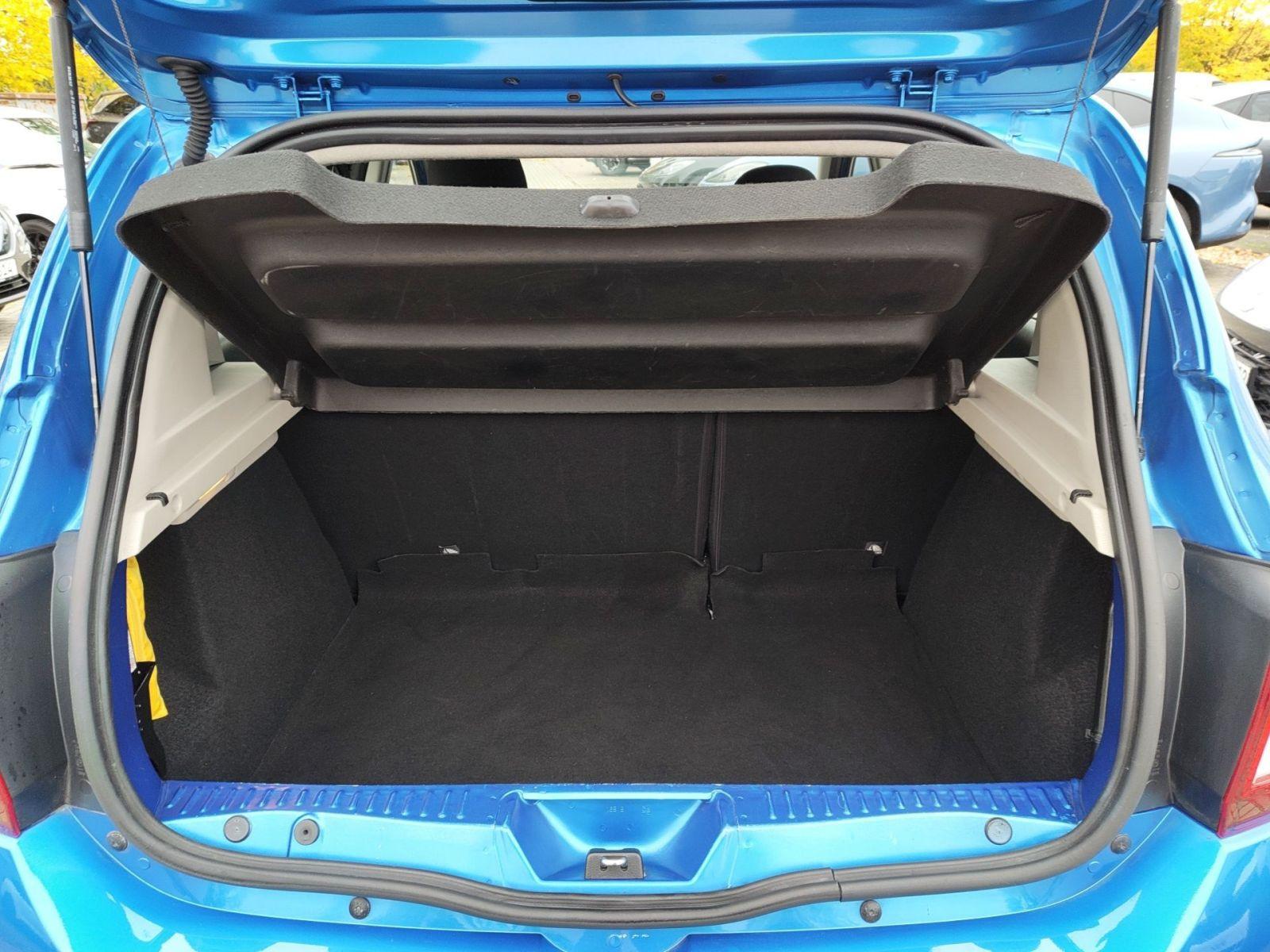 Dacia Sandero 2015 — photo 12