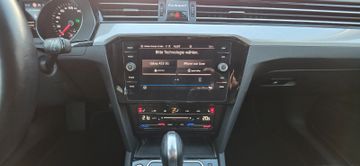 Volkswagen Passat Variant - 11