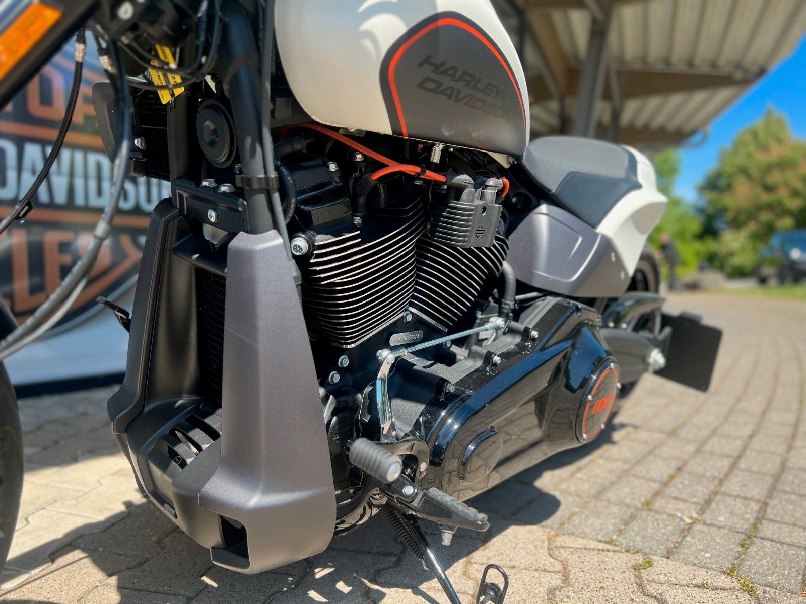 Fahrzeugabbildung Harley-Davidson FXDR 114 - Top Gepflegt - Neuwertig - Kesstech