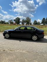 BMW 323i - - BMW 323 aus 2000: 323i