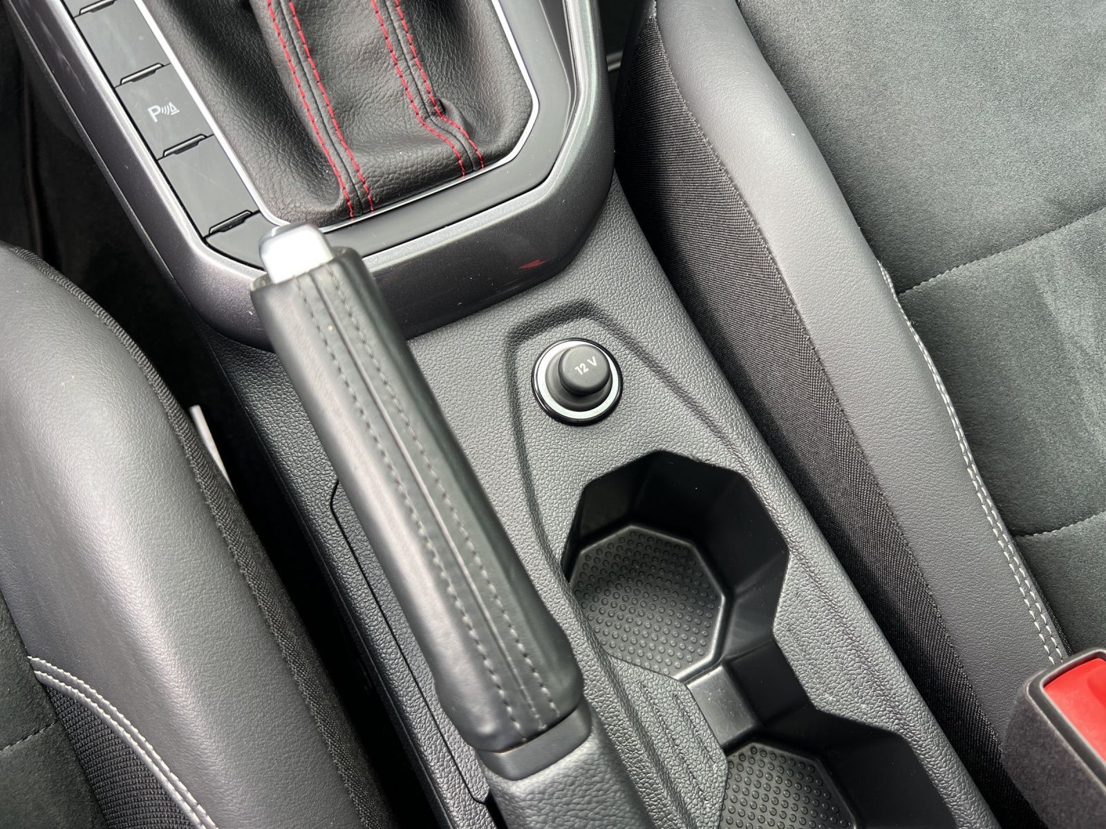 Polo GTI 2.0 TSI DSG Navi*Kamera*Pano*ACC*