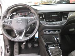 Fahrzeugabbildung Opel Crossland X Elegance Navi LRH Allwetter Kamera