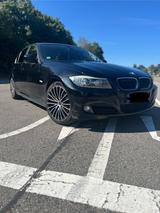 BMW E90 - 318d Limousine  - BMW 318: 318d E90