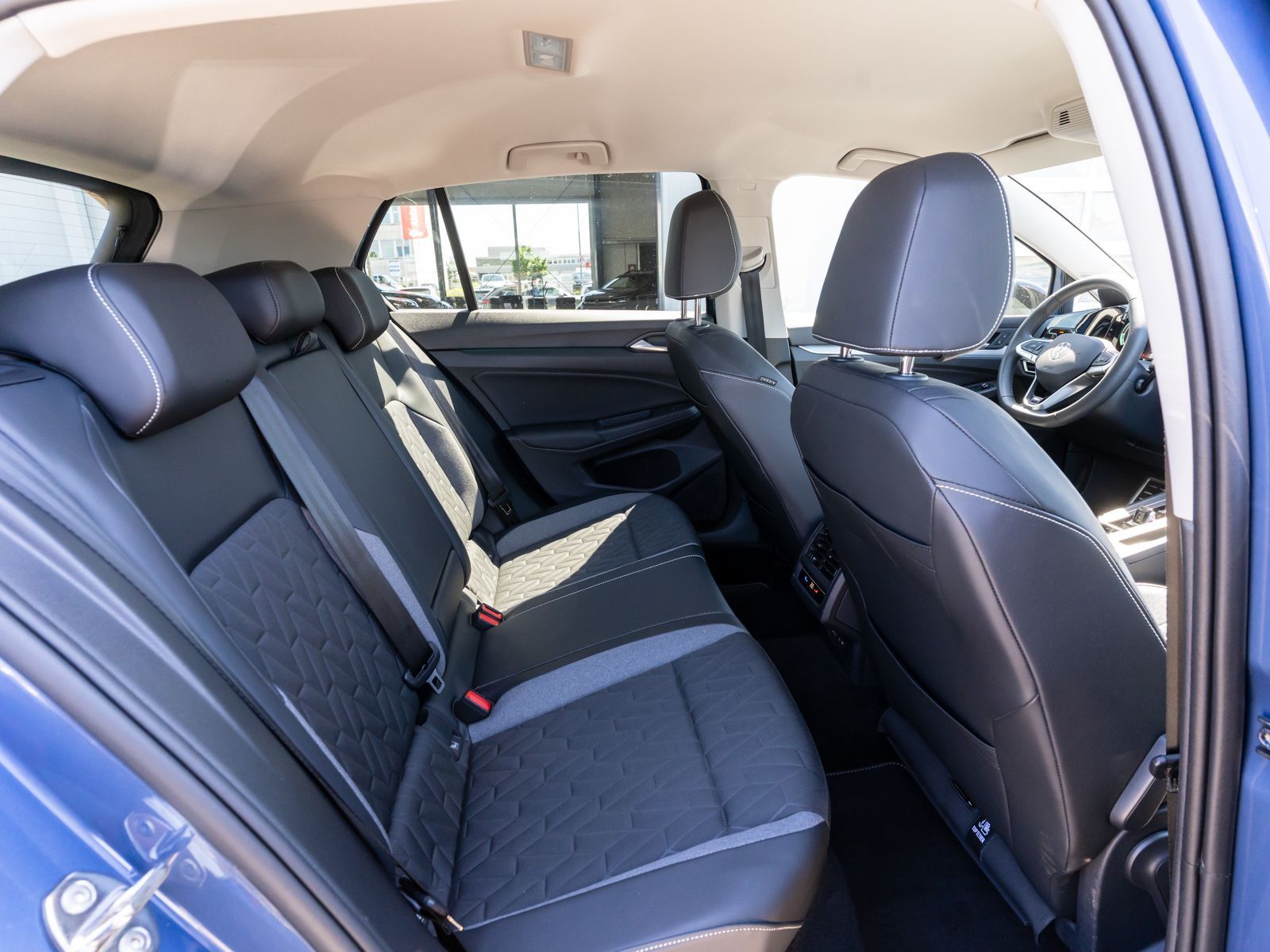 Volkswagen Golf - Bild 8