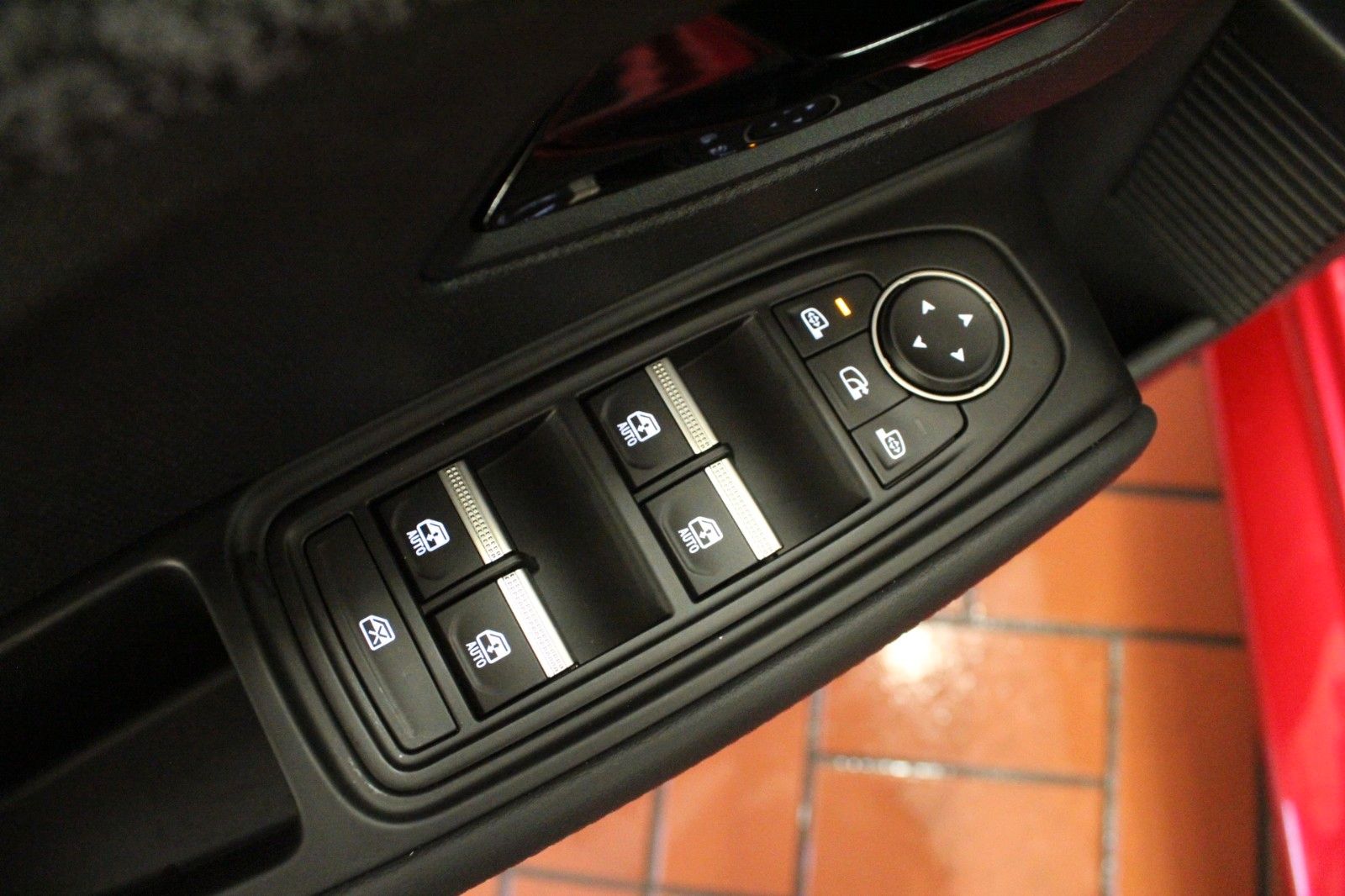 Fahrzeugabbildung Renault Clio VI TCe 115 Techno*Winter-Paket* #15687