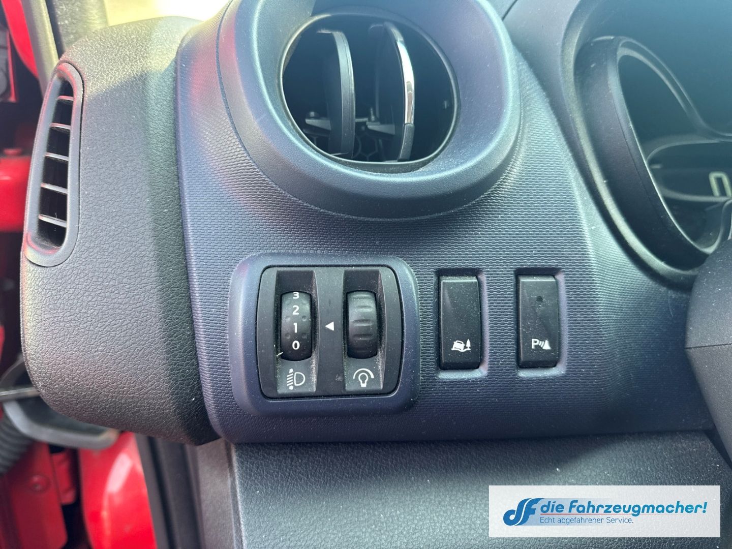 Fahrzeugabbildung Opel Vivaro B Kombi Combi 9Si. L1H1 2,7t *2673 *EXPOR