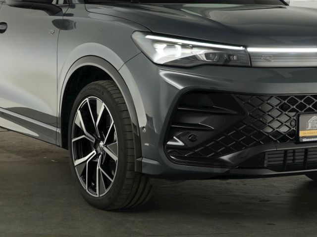 Tiguan R-LINE TSI DSG 4MOTION+AHK+MATRIX LED+NAV