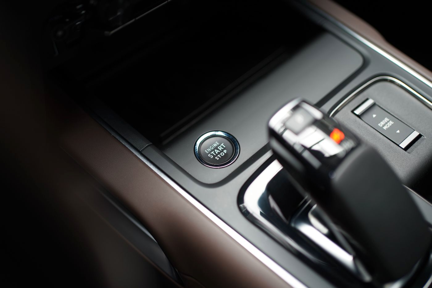 Fahrzeugabbildung Citroën C5 Aircross Hybrid 225 EAT8 Shine Pack Automatik