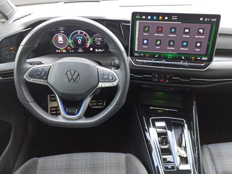 Fahrzeugansicht 10 Fahrzeugabbildung Volkswagen Golf VIII 1.5 eHybrid GTE DSG