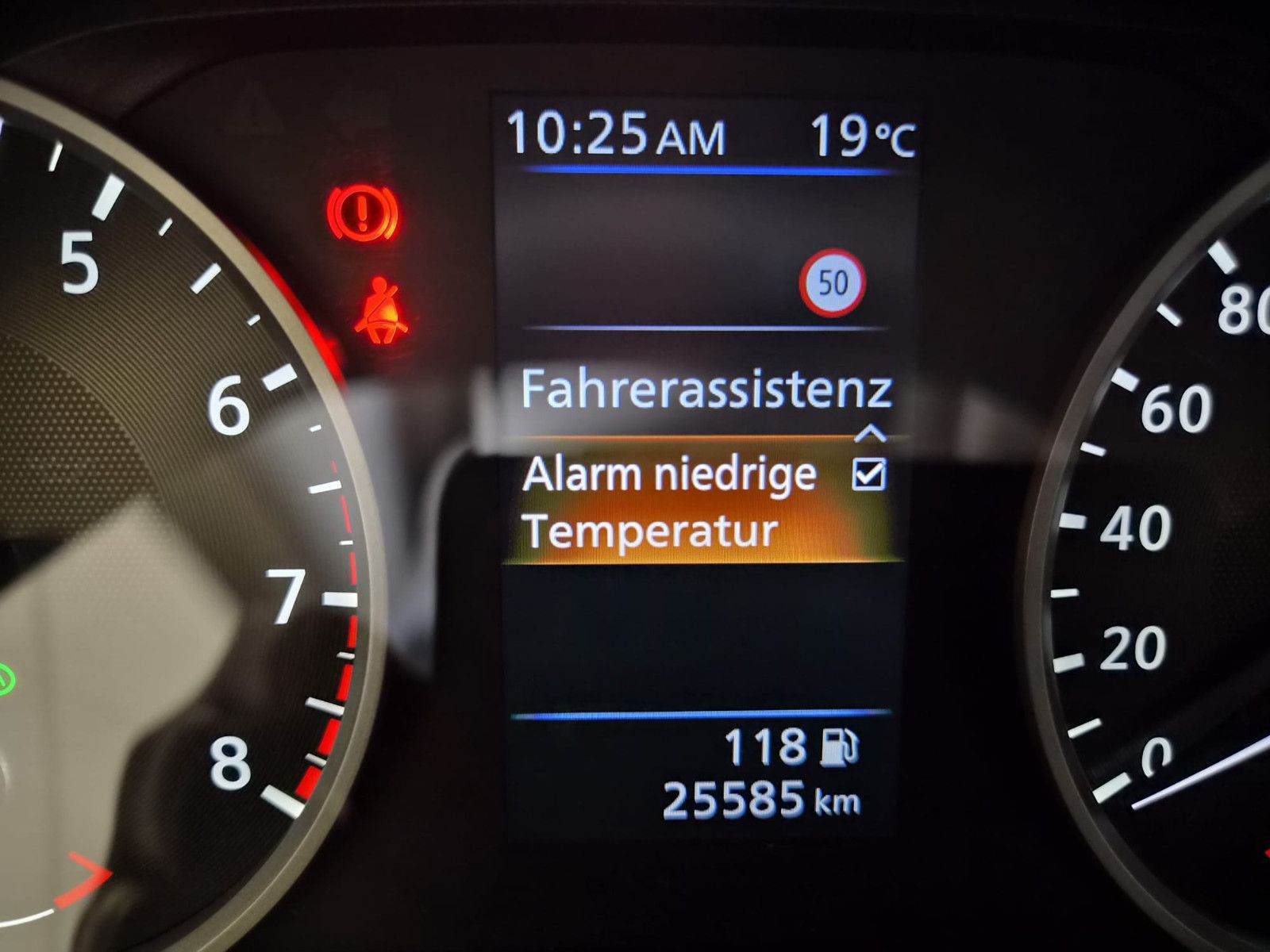 Fahrzeugabbildung Nissan Juke Acenta / KAMERA / SCHECKHEFT / 1. HAND