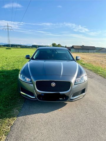 Jaguar XF 2.0D , 180 PS, TÜV 07/2026, Turbo Neu