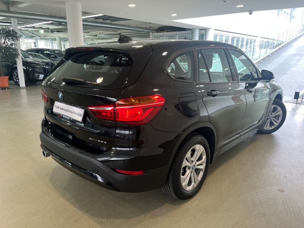 BMW X1 xDrive 25e Navi RFK MFL SHZ PDC Lordosenst.LM foto 3
