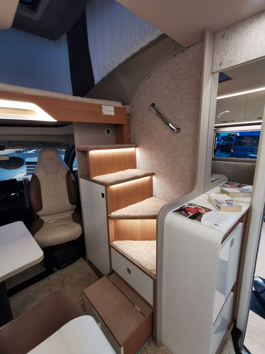 Fahrzeugabbildung Bürstner Lyseo Gallery TD 689 G SPAREN SIE € 62.159!