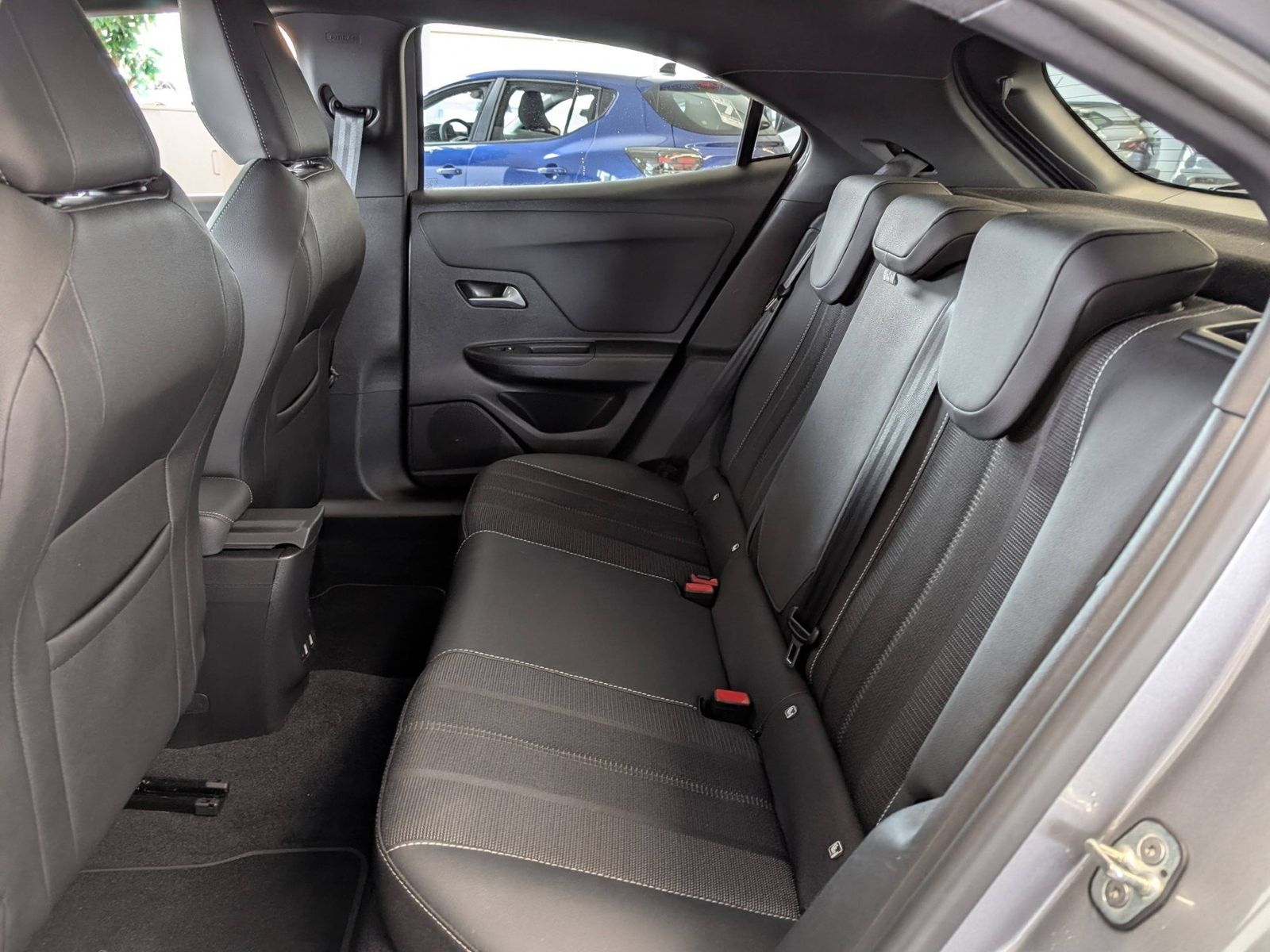 OPEL Mokka  1.2 Turbo GS AHK SHZ CarPlay Kamera – Bild 9