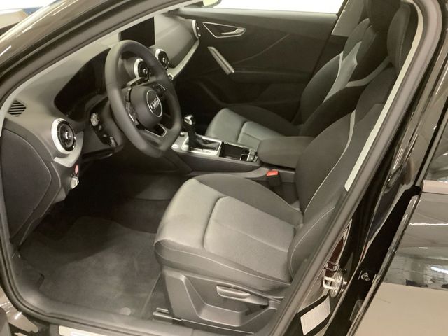 Q2 advanced 35 TFSI S tronic,Carplay,PDC plus,Ka
