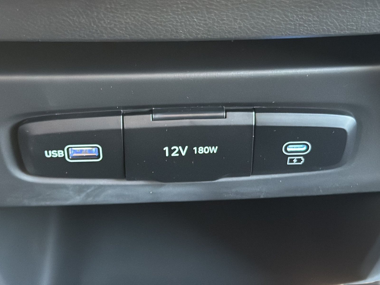 Hyundai STARIA - Bild 31