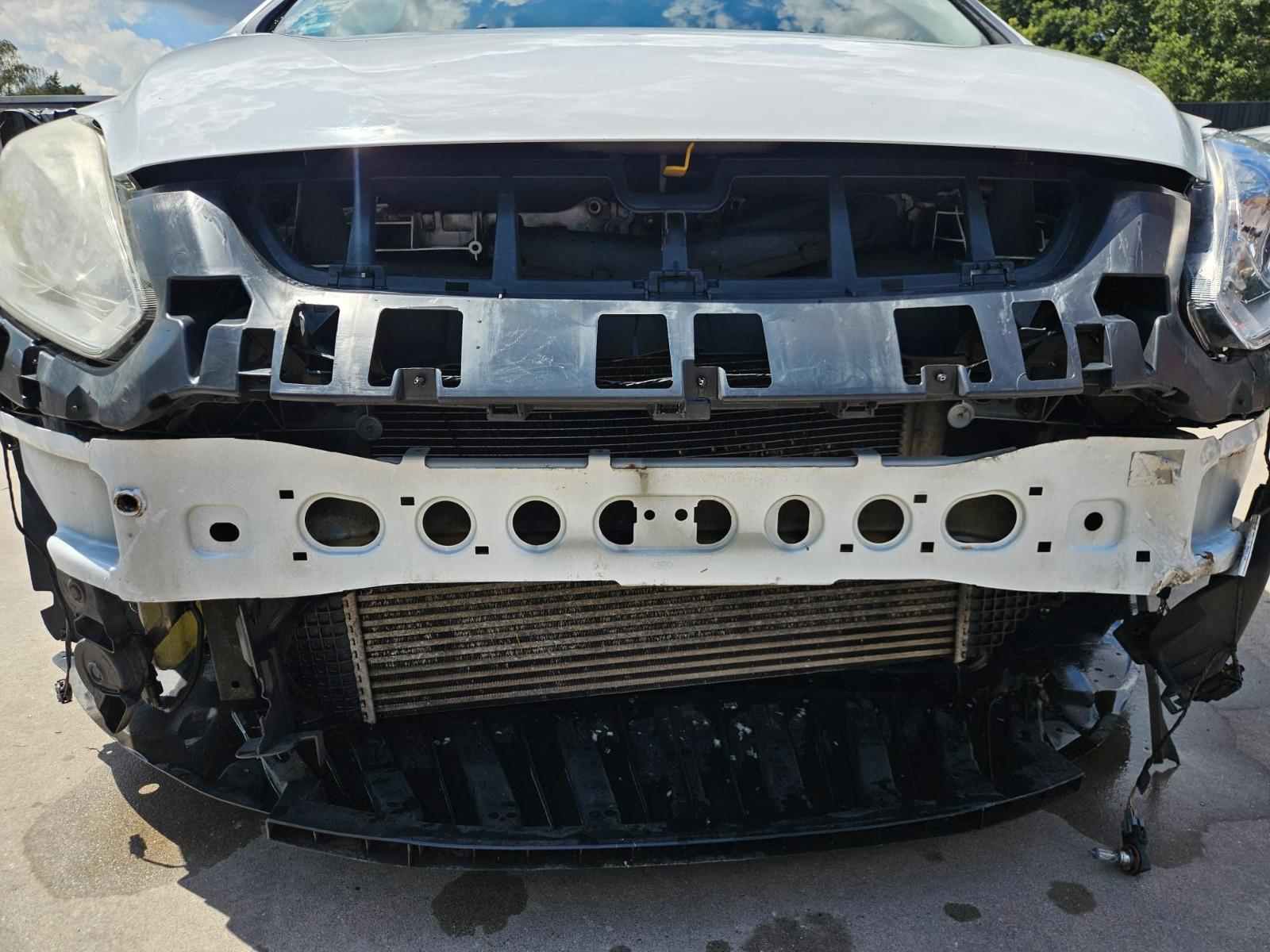 Ford Grand C-MAX 2012 — photo 22