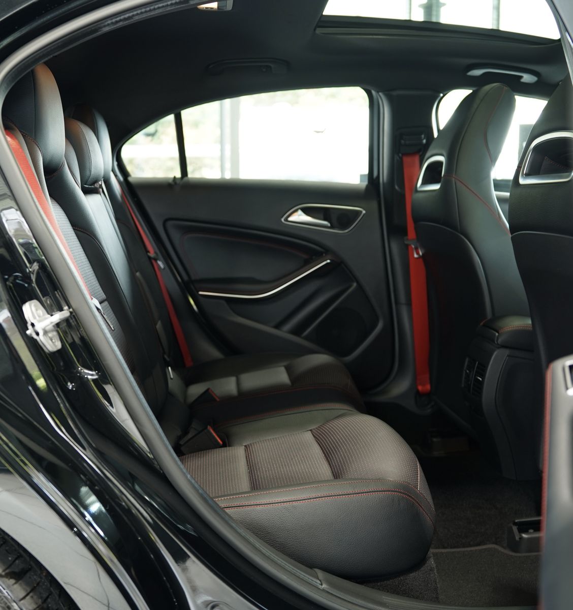 Mercedes Benz A 45 Amg