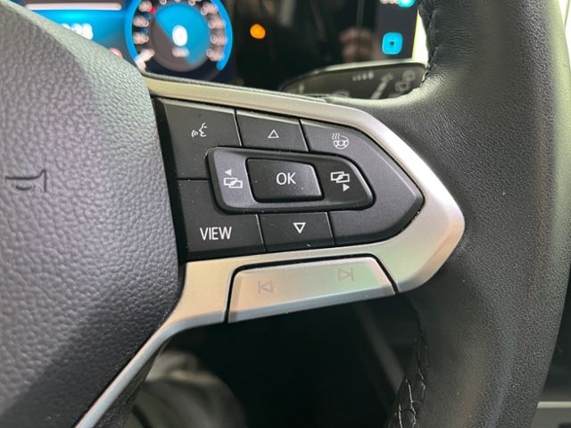 Fahrzeugabbildung Volkswagen Golf Variant 2.0 TDI DSG LIFE GJR ACC NAVI AHK