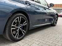 BMW 330 - Vorschau Bild 11
